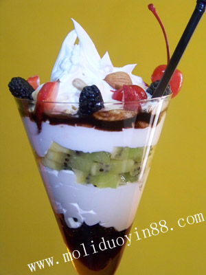 沈阳冷饮店加盟 ，魔力多饮开店中